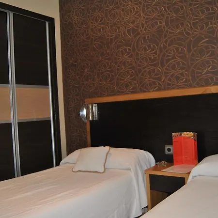 招待所 马格达莱纳富恩特酒店 2*